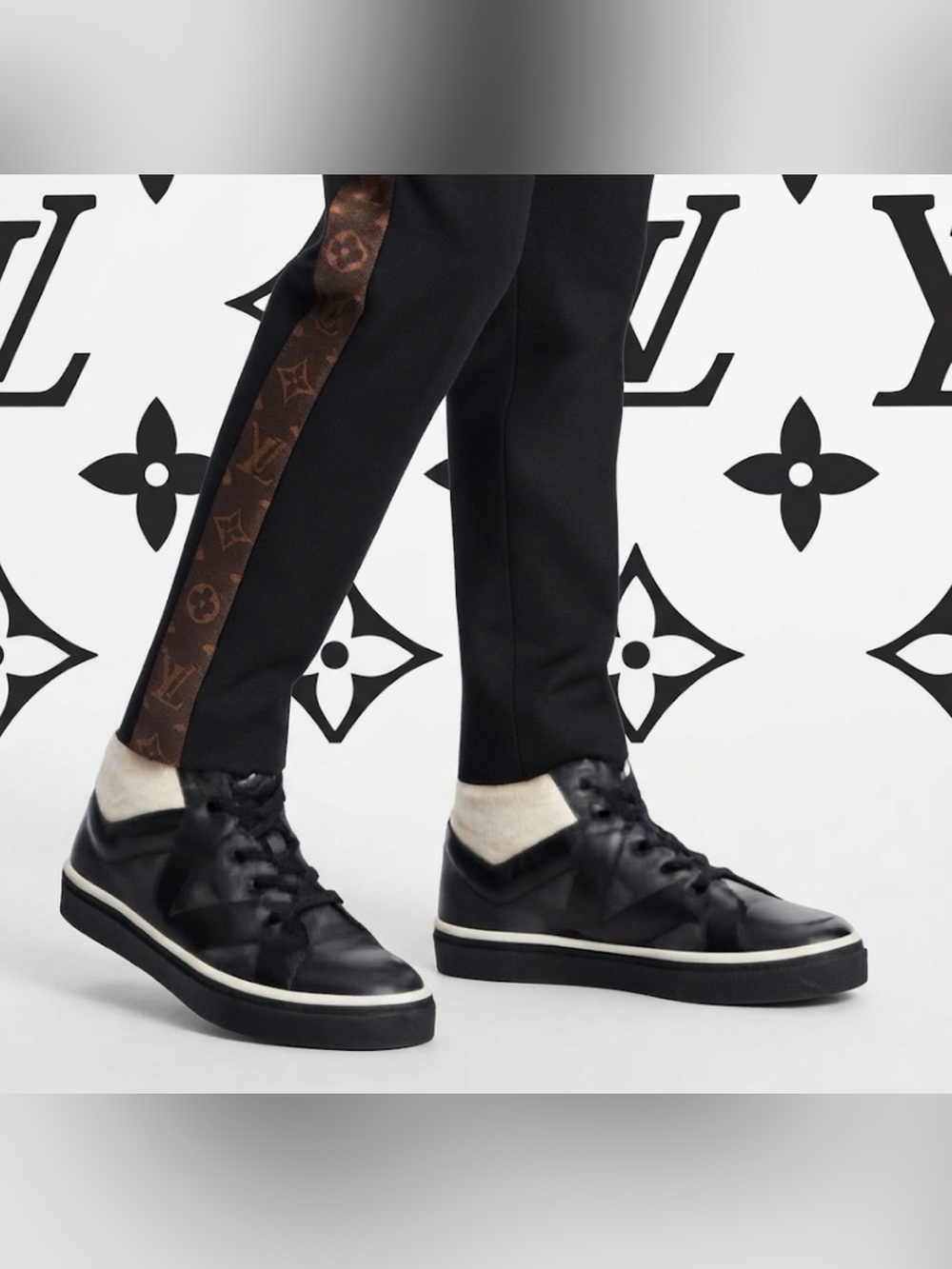 Authentic Louis Vuitton luxury designer little boys signature sneakers sz 11 E28